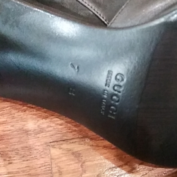 Gucci runway metallic shoes designed by Tom Ford - Picture 4 of 6